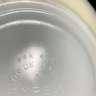 LOT 245: Vintage Pyrex Gooseberry Cinderella Mixing Bowl Four Piece Set (White / Black)