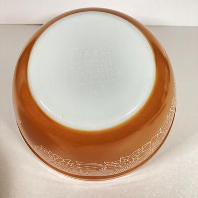 LOT 255: Collection of Five Pyrex Nesting Bowls - Early American, Homestead and Woodland Patterns