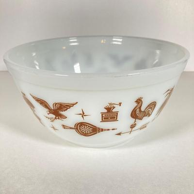 LOT 255: Collection of Five Pyrex Nesting Bowls - Early American, Homestead and Woodland Patterns