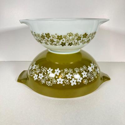 LOT 256: Four Vintage Cinderella Mixing Bowls - Spring Daisy Blossom, Autumn Harvest Wheat and Old Orchid
