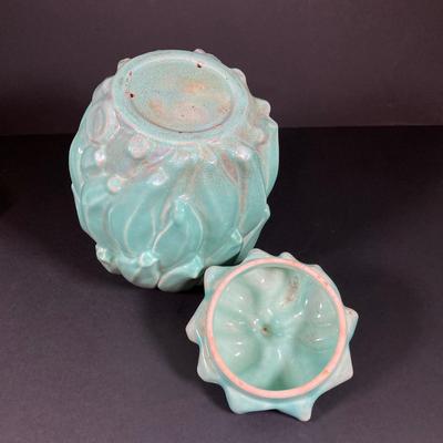 LOT 259: Vintage Redwing Banana Cookie Jar