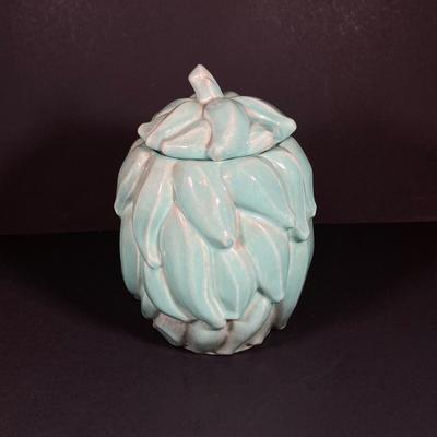 LOT 259: Vintage Redwing Banana Cookie Jar