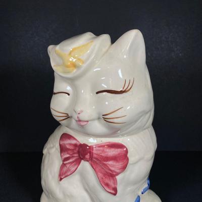 LOT 261: Vintage Shawnee Pottery Puss 'n Boots Cookie Jar