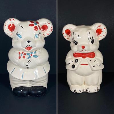 LOT 262: Vintage McCoy Pottery Turnabout Bear Cookie Jar (Double Sided)