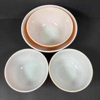 LOT 271: Vintage Pyrex Mixing Bowls: Old Orchard, Americana, Daisy Citrus & Flame Glo