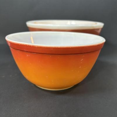 LOT 271: Vintage Pyrex Mixing Bowls: Old Orchard, Americana, Daisy Citrus & Flame Glo