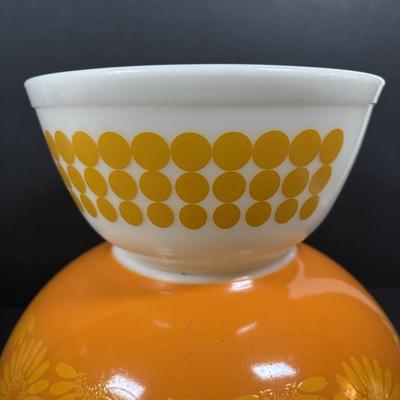 LOT 273: Pyrex Mixing Bowls: Pink Candy Stripe, New Dots (Orange), New Dots (Yellow), Daisey Cinderella