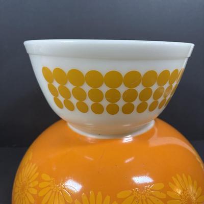 LOT 273: Pyrex Mixing Bowls: Pink Candy Stripe, New Dots (Orange), New Dots (Yellow), Daisey Cinderella