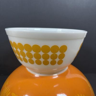 LOT 273: Pyrex Mixing Bowls: Pink Candy Stripe, New Dots (Orange), New Dots (Yellow), Daisey Cinderella