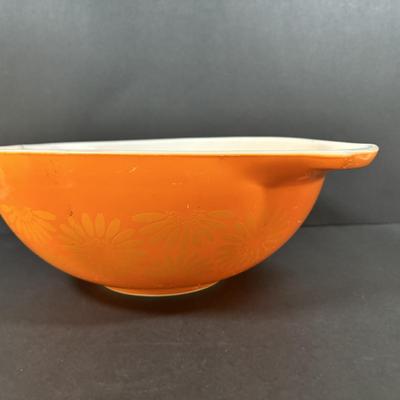 LOT 273: Pyrex Mixing Bowls: Pink Candy Stripe, New Dots (Orange), New Dots (Yellow), Daisey Cinderella