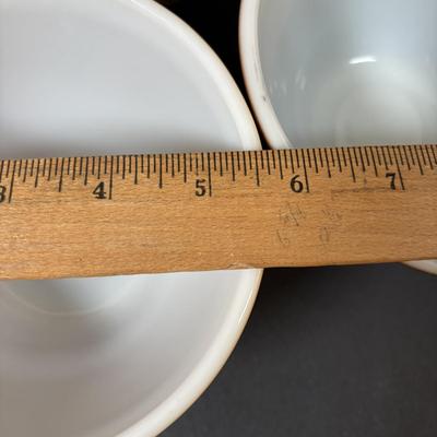 LOT 275: Pyrex Mixing Bowls: Butterfly Gold, Butterprint, Woodland Brown & Early American