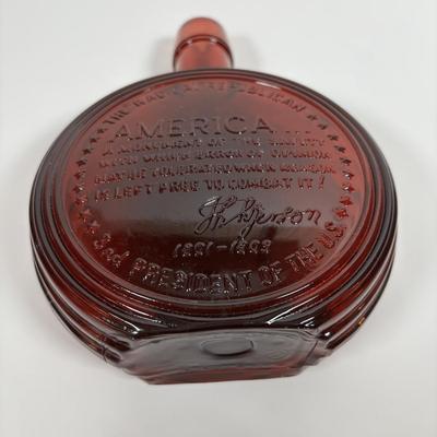 LOT 279: Vintage Wheaton Decanters/Bottles including a "Religious" Plate w/Iridescent Finish, George Washington Salt/Pepper...