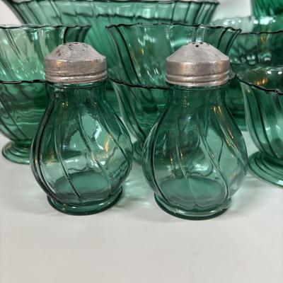 LOT 283: Vintage Utramarine Glassware w/a More Greenish Tint
