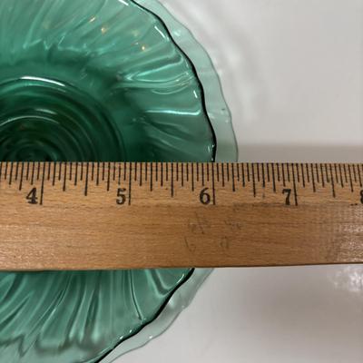LOT 283: Vintage Utramarine Glassware w/a More Greenish Tint