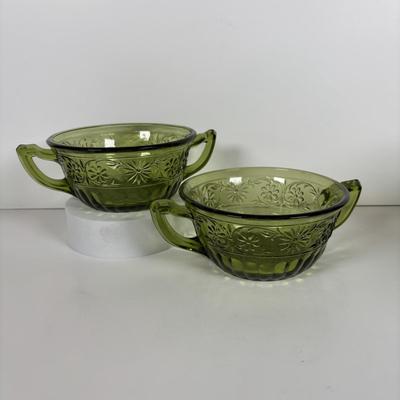 LOT 285: Vintage Colonial Green Hobnail Trumpet Vase and Avocado Green Glassware