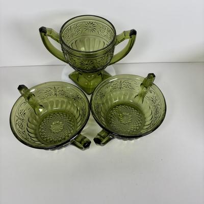LOT 285: Vintage Colonial Green Hobnail Trumpet Vase and Avocado Green Glassware