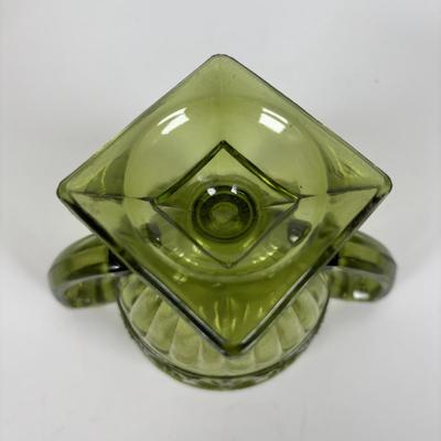 LOT 285: Vintage Colonial Green Hobnail Trumpet Vase and Avocado Green Glassware