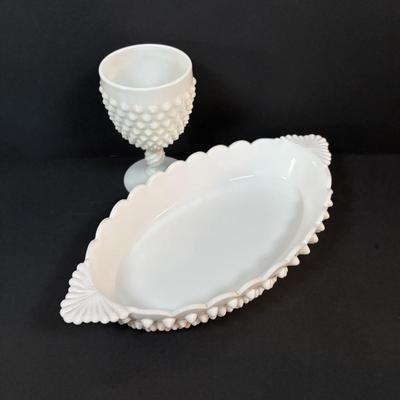 LOT 293: Vintage Hobnail Milk Glass & Westmoreland English Hobnail Hexagon Bowl w/Handle