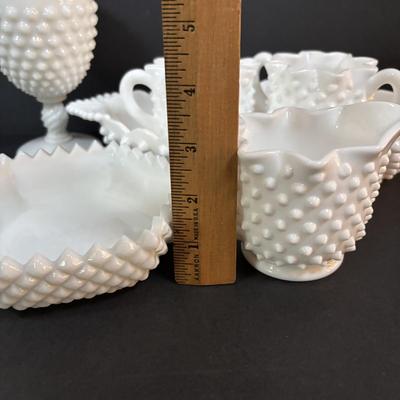 LOT 293: Vintage Hobnail Milk Glass & Westmoreland English Hobnail Hexagon Bowl w/Handle