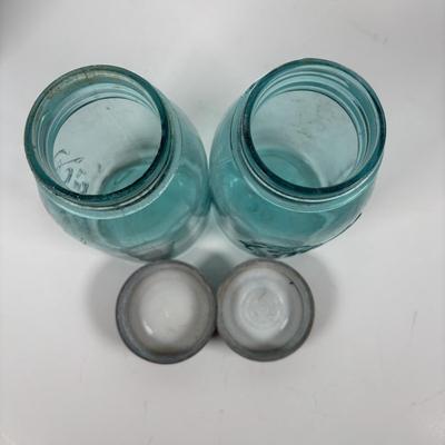 LOT 295: Vintage Blue Mason/Atlas Canning Jars with Zinc Lids