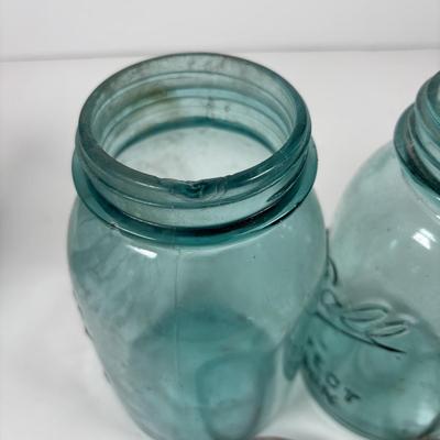 LOT 296: Vintage Canning Jars
