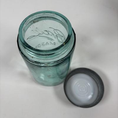 LOT 297: Vintage Wan Eta Amber Glass Mason Jar with Zinc Lid Cocoa Jar - Boston, Lustre-R.E. Tongue & Bros. Co., Phila. Mason Jar,...