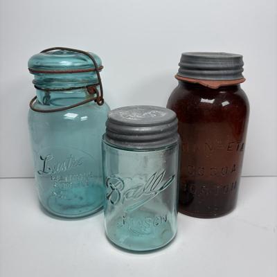 LOT 297: Vintage Wan Eta Amber Glass Mason Jar with Zinc Lid Cocoa Jar - Boston, Lustre-R.E. Tongue & Bros. Co., Phila. Mason Jar,...