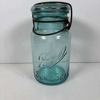 LOT 316: Collection of Five Vintage Canning Jars