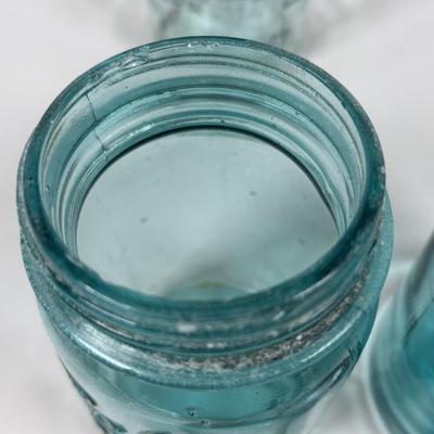 LOT 321: Collection of Six Vintage Canning Jars w/Zinc Lids