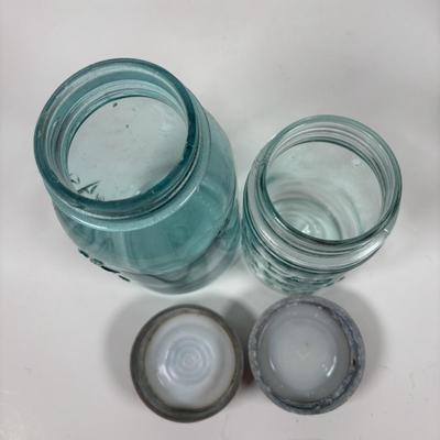 LOT 321: Collection of Six Vintage Canning Jars w/Zinc Lids