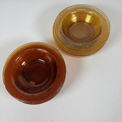 LOT 322 Vintage Amber Dinnerware/Glass Collection