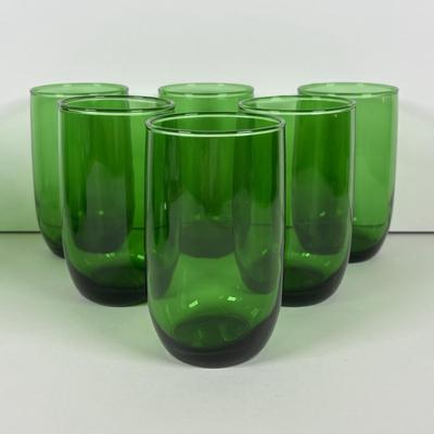 LOT 324: Vintage Forest Green Glassware