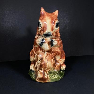 LOT 325: Vintage McCoy USA Pottery Squirrel Cookie Jar