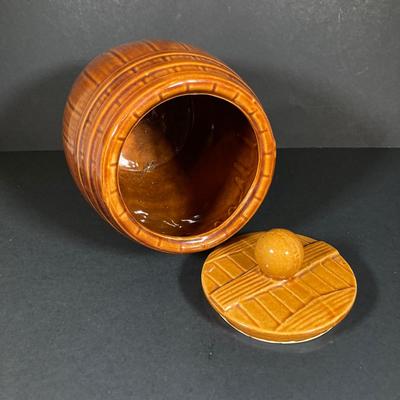 LOT 326: Vintage McCoy USA Pottery Barrel Cookie Jar