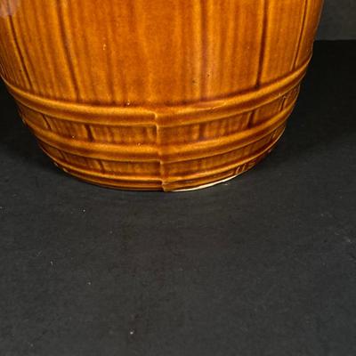 LOT 326: Vintage McCoy USA Pottery Barrel Cookie Jar