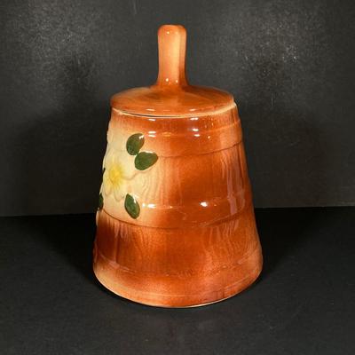 LOT 327: Vintage American Bisque Butter Churn Cookie Jar
