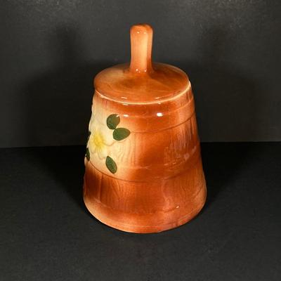 LOT 327: Vintage American Bisque Butter Churn Cookie Jar