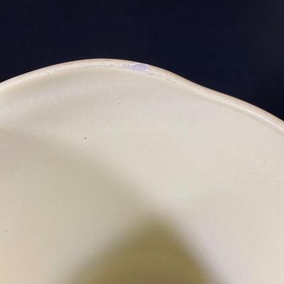 LOT 335: Pale Yellow / White Dinnerware Collection
