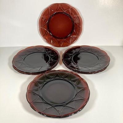 LOT 339: Large Collection of Amethyst Glass Dinnerware