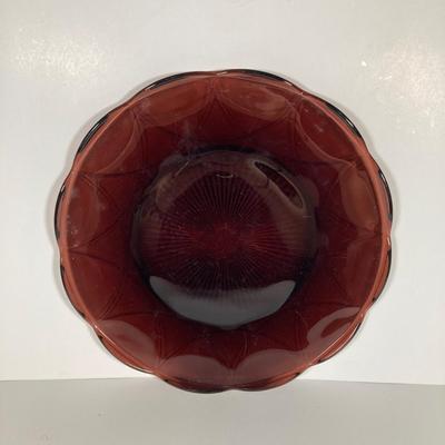 LOT 339: Large Collection of Amethyst Glass Dinnerware