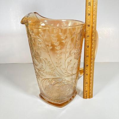 LOT 342: Carnival Glass Pitcher with Four Drinking Glasses