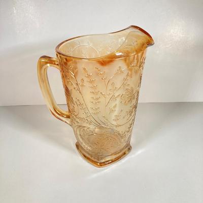 LOT 342: Carnival Glass Pitcher with Four Drinking Glasses
