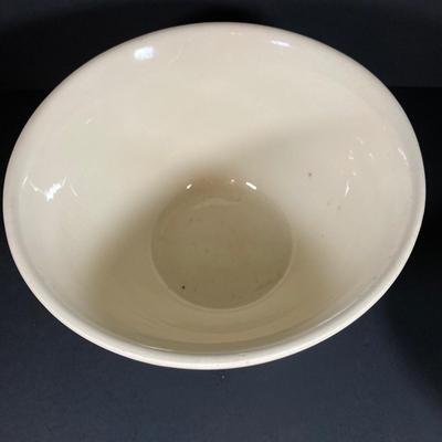 LOT 349: Vintage Pottery Bowl Collection - Watt USA Oven Ware and More