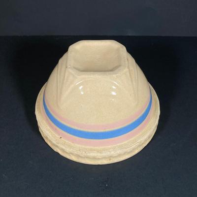 LOT 349: Vintage Pottery Bowl Collection - Watt USA Oven Ware and More