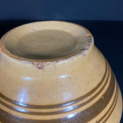 LOT 350: Collection of Four Vintage Pottery Bowls