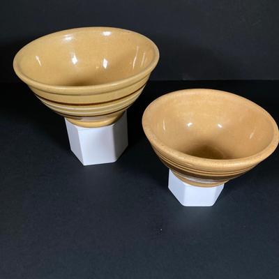 LOT 350: Collection of Four Vintage Pottery Bowls