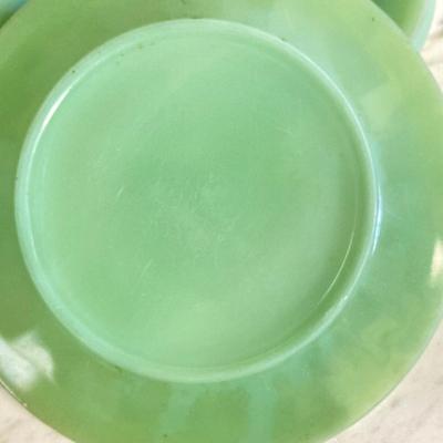 LOT 356: Large Anchor Hocking Jadeite Fire King Oven Ware Collection