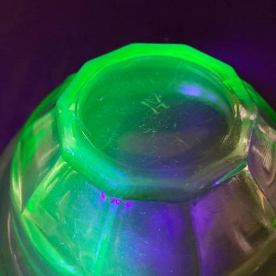 LOT 367: Collection of Uranium Glass - Star-Rite Magic Maid Mixing Bowl Model B , Glass Bowl and Cabinet Knob