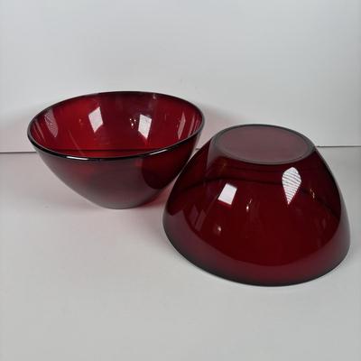 LOT 379: Vintage Arcoroc Ruby Red Bowls & Ruby Red Vase