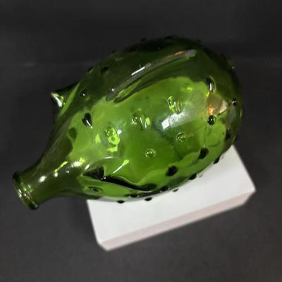 LOT 382: Art Glass Collection: Blenko colonial Williamsburg Restoration Goblet w/Air-Twist Stem, Kosta Boda Martini, Green Hobnail Piggy...